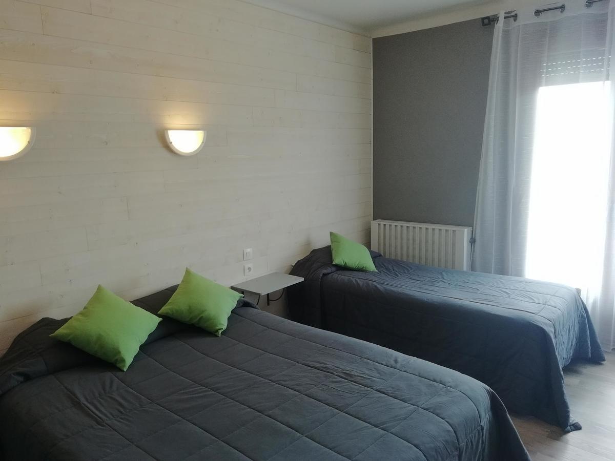 Hotel l'Oustalet Font-Romeu-Odeillo-Via Esterno foto