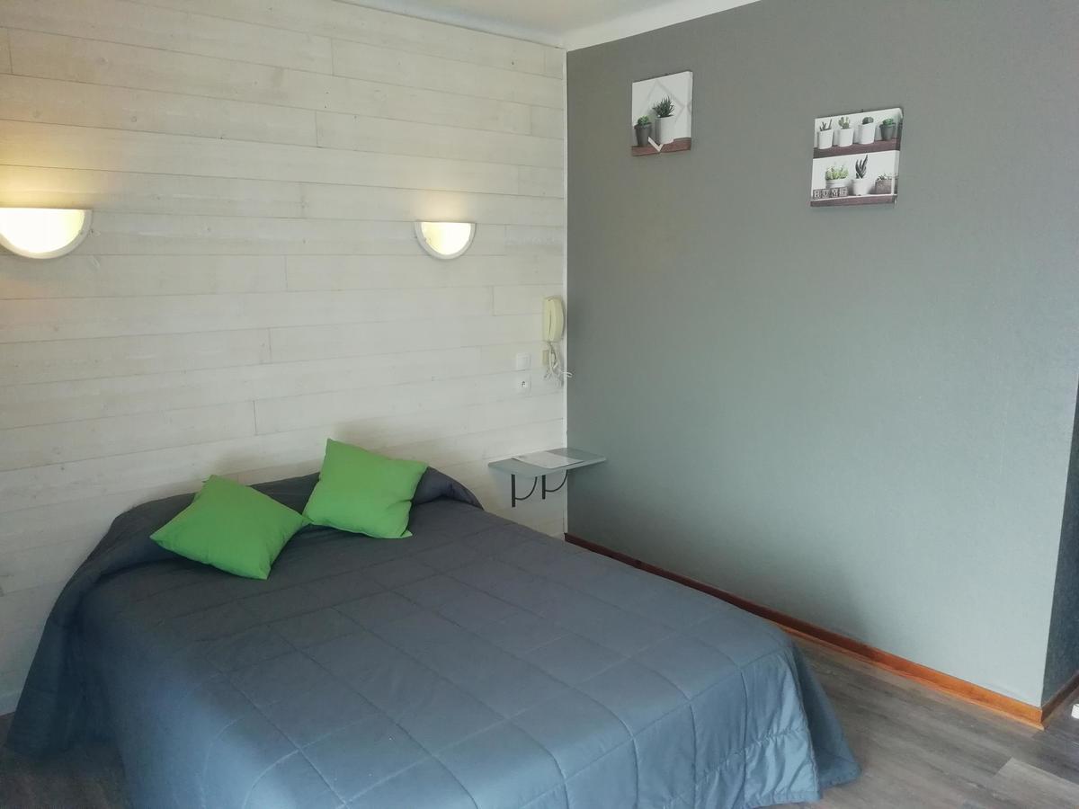 Hotel l'Oustalet Font-Romeu-Odeillo-Via Esterno foto