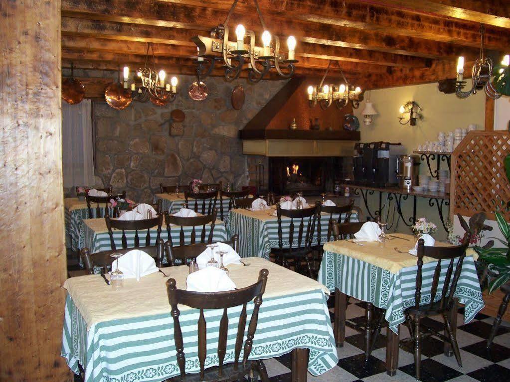 Hotel l'Oustalet Font-Romeu-Odeillo-Via Esterno foto
